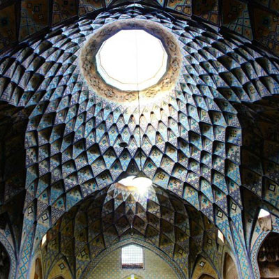 تیمچه امین الدوله سرایی سرپوشیده‌ از جمله شاهکارهای معماری و فرهنگی ساخته شده توسط فرخ خان غفاری کاشی ملقب به امین‌الدوله است.